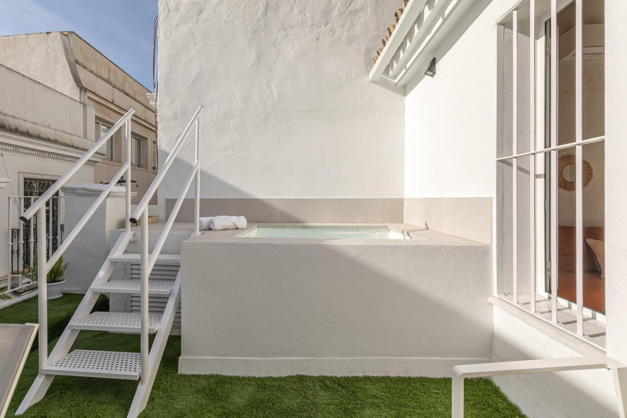 Isg Apartments Cuna Siviglia Esterno foto